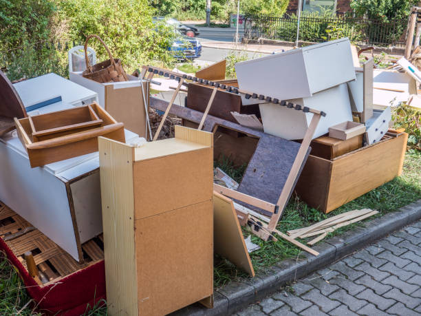 Best Estate Cleanout Services  in Randolph, WI